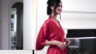 Stepsis Eliza Ibarra Accidentally Fucks Her Stepbro After Putting On The Wrong Glasse