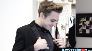 Inked stud slides his crude dick in stepbrothers butt hole