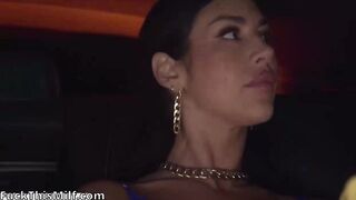Blacked Natural Beauty Queenie Gives In To BBC Temptation
