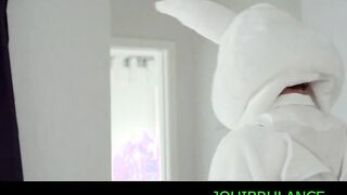 JOUIBRULANCE en ce déguisement de L'ours qui monte son bien en mon jouet en peluche
