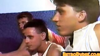 Attractive homos getting a charge out of spitroast without any protection meeting