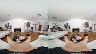 Squirting 19 Year Old Bae Lacy Lennon As Aquaman's Mera Getting Pounded By Thick Cock