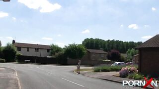 Bae blondie Chessie Kay pee into outdoor