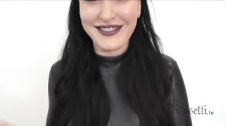 Rauchende Pvc Bitch vollgespritzt