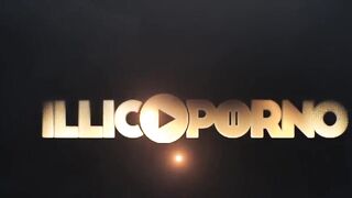 Sandy Lou fait sa première vidéo X baisée par son
