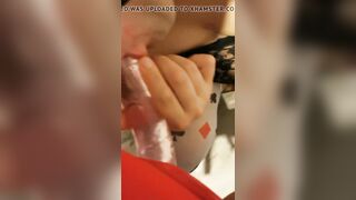 Salope qui suce une bonne bite