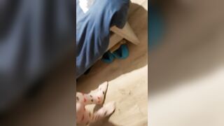 Salope qui suce une bonne bite