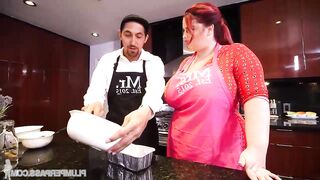 Sashaa Juggs - Baking With Juggs
