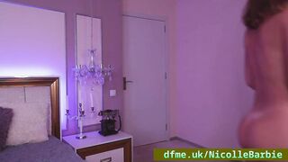 Live sex shows with interactive dildo