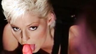 Kinky Lesbian Tongue Friends