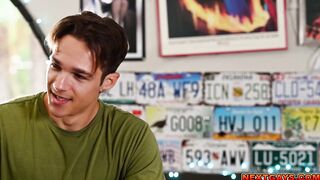 Dirty flip fuck with Jayden and Roman Todd