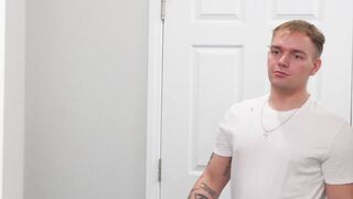 Stepmom caught her stepsister sucking her stepsons cock