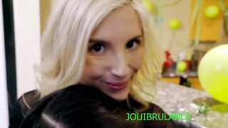 JOUIBRULANCE ET MYSBOXMOUTH Léche sa chatte qui coule de les voir en mème temps