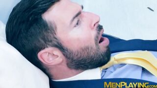Two elegant men use their day to fuck at work and love it