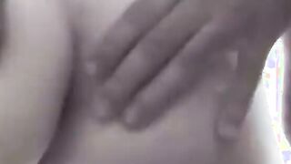 Morena gostosa no gangbang