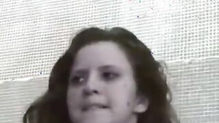 Morena gostosa no gangbang
