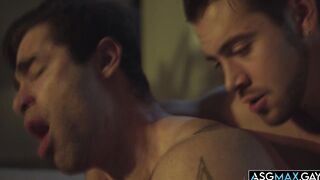 Dante Colle fucks Lucas Leons horny ass