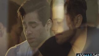 Dante Colle fucks Lucas Leons horny ass