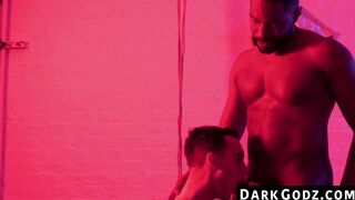 A small gay man is banned search into interracial pounding by an ebony male