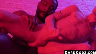 A small gay man is banned search into interracial pounding by an ebony male