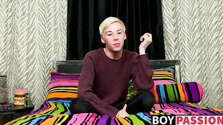 Solo twink Jax Marnell drills ass with toy and wanks cock