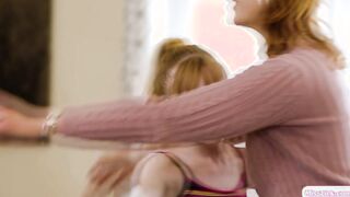 Petite teen facesitting lesbian stepmom