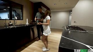 Strict father cant resist his hot stepdaughter
