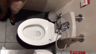 Japanese hottie in pantyhose fingers herself on hidden cam