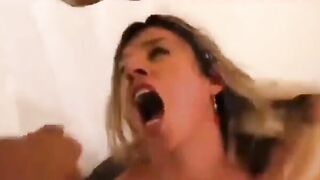 Loirinha rabuda gostosa
