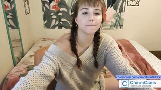 Chat with me in my cozy chatroom