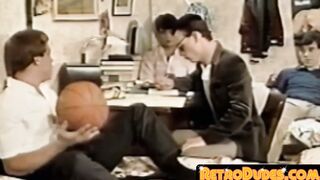 School fellows have a dick sucking party in the apartment