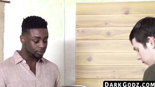 Before Tyjon can be barebacked pale Dakota Lovell sucks dildo