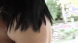 Morena rabuda linda e gostosa gemendo e gozando dando a bucetinha e o cusinho bem gos