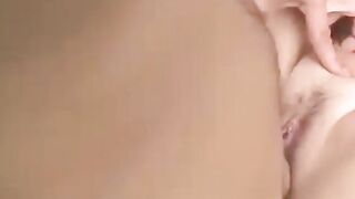 Loirinha gostosa fudendo com dois