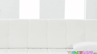 Little babe Riley Reid squirts while bouncing on cock