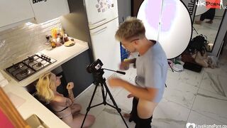 Photoshoot turned inside me fucking the performer