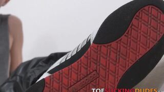 Feet bdsm homosexual dudes are getting inside hardcore anal