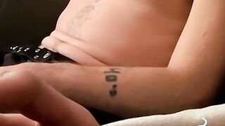 MouthfuckingÂ between gorgeous guys Chain and Benz Johanssen