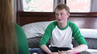 Fuck my stepmom easily because my dad is a dirtbag