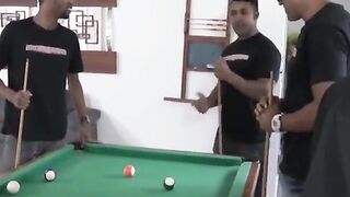 Ruiva rabuda gostosa do rabão fudendo no gangbang