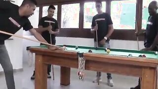 Ruiva rabuda gostosa do rabão fudendo no gangbang
