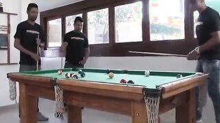Ruiva rabuda gostosa do rabão fudendo no gangbang