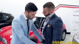 Classy men fuck outside during snow season