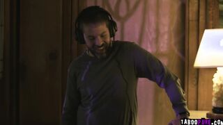 Daniel Shar convince Haley Reed to team up