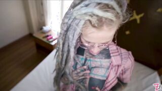 Nerdy tattooed Anuskatzz pov anal fuck