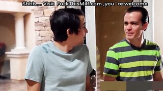 Horny MILF Joslyn James enjoys a good fuck from her step son's