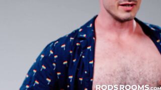 Hunk Derek irresistibly kissed Devin in an erotic photoshoot