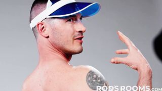 Hunk Derek irresistibly kissed Devin in an erotic photoshoot
