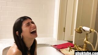 Indian Hoe Mia Khalifa Comes Back to Porn