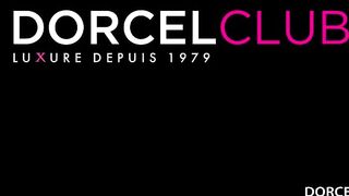 Canadian dark haired, Alyssa is getting doublefucked